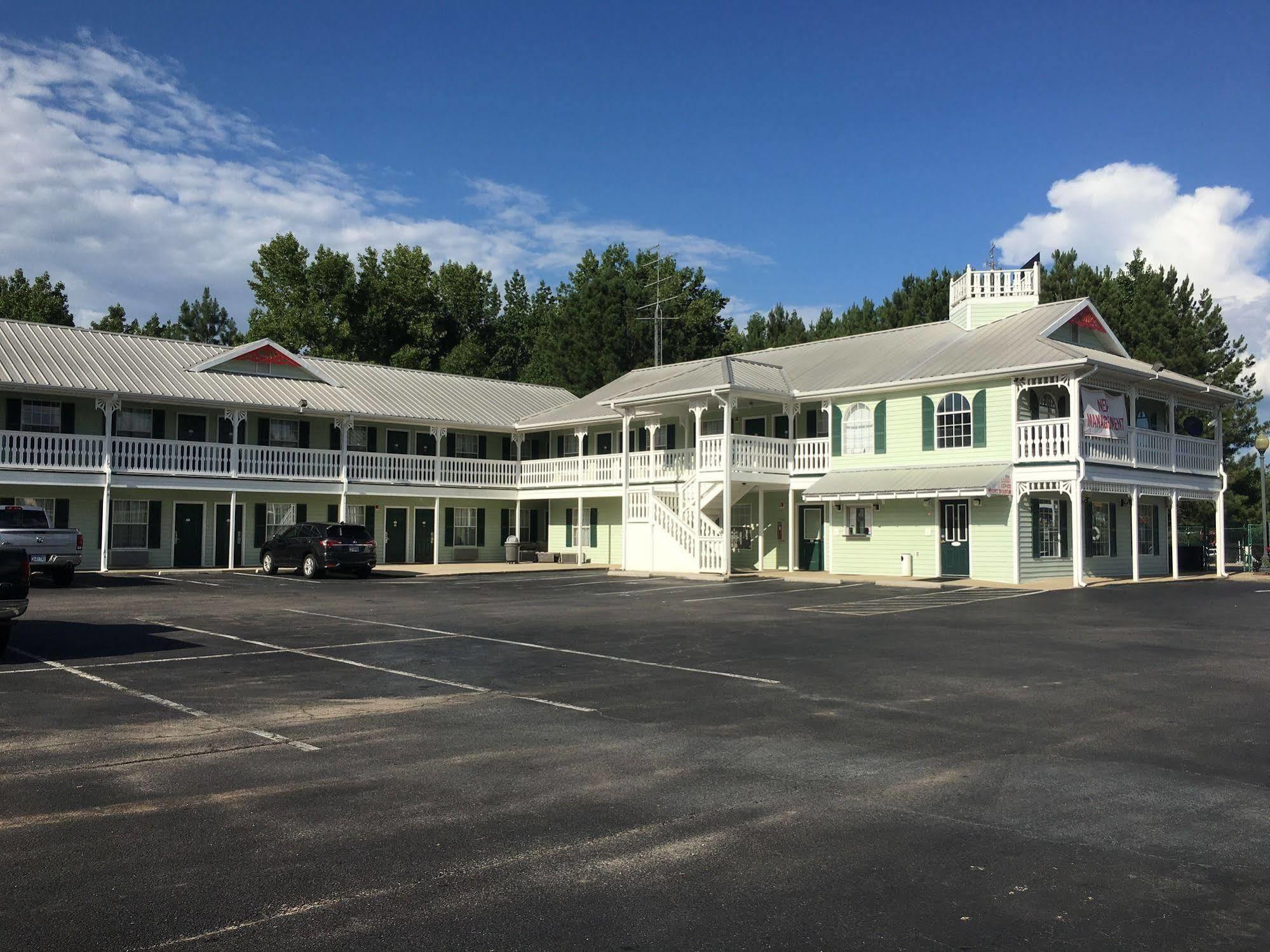 Woodstream Inn Hogansville Exterior foto